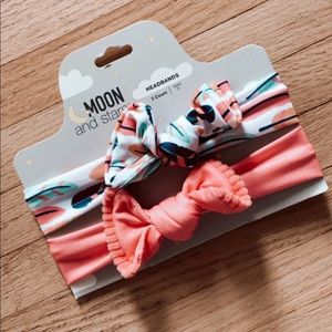 NWT baby headband bows *FREE WITH ANY BUNDLE*